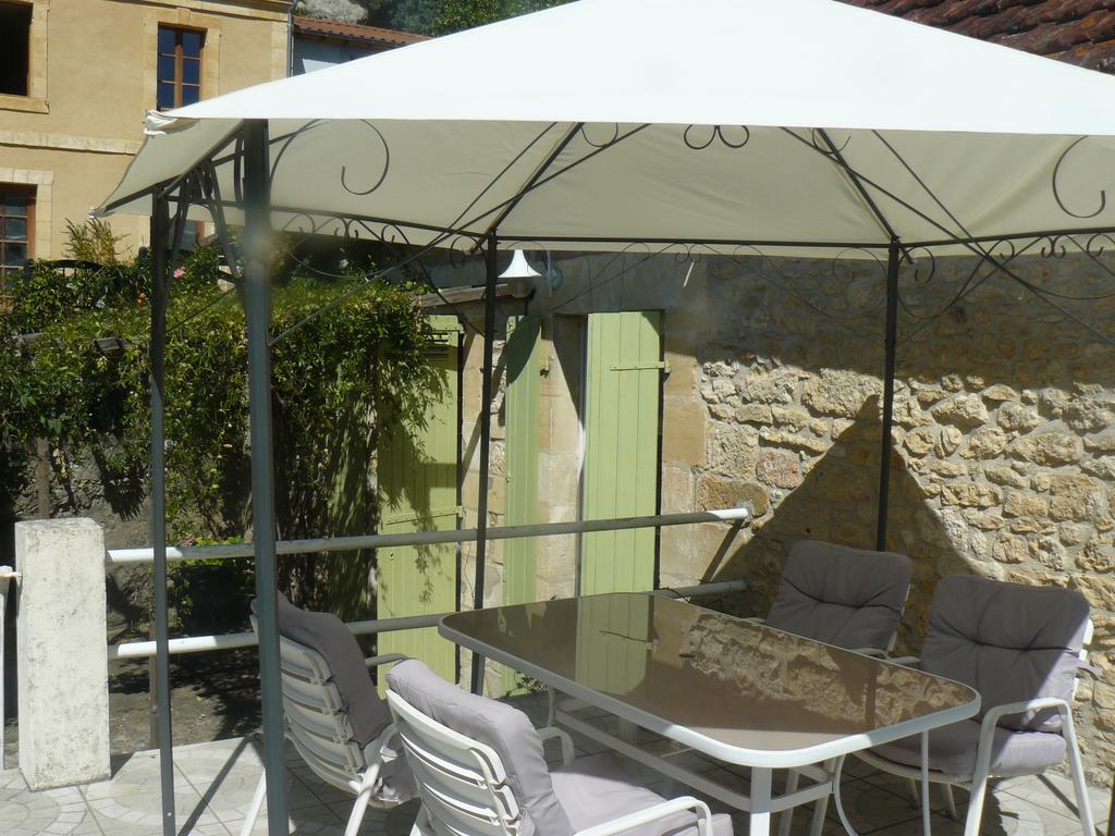 Chambres D'Hotes & Gites Pouget Les Eyzies Oda fotoğraf